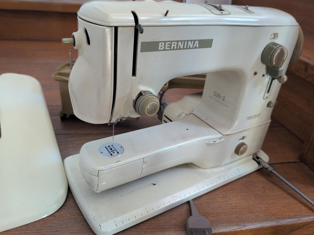 BERNINA 530 - 2 RECORD, Ophalen, Gebruikt, Naaimachine, Bernina