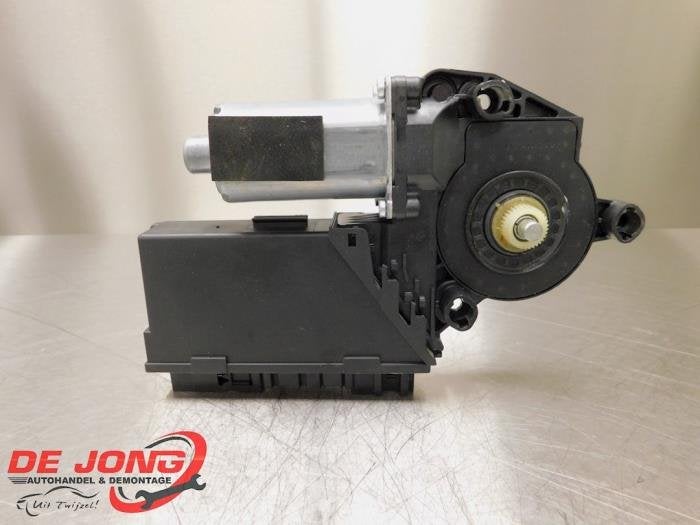 Moteur de vitre portière d'un Audi A8, -, 3 mois de garantie, Audi, Utilisé