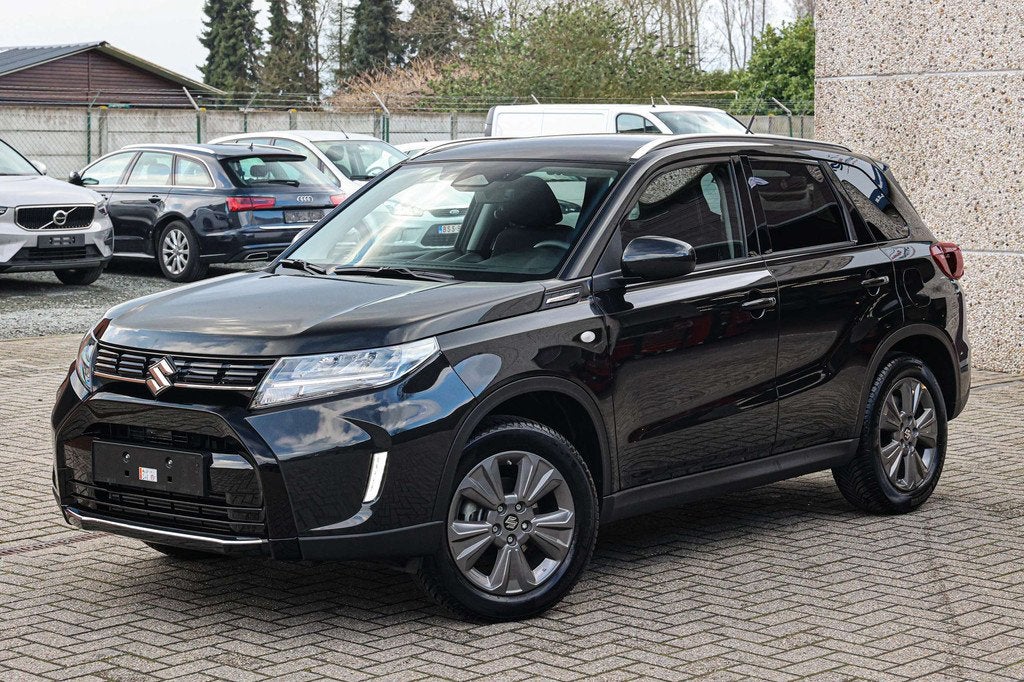 Suzuki Vitara CAMERA*PARKEERSENSOREN*NAVIGATIE*APPLE-CARPLAY, Auto's, Voorwielaandrijving, Stof, Zwart, Zwart
