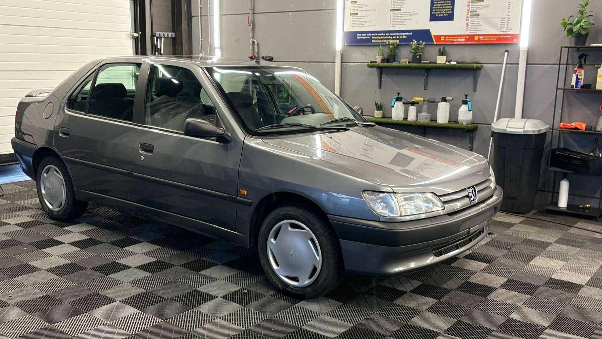 Peugeot 306 1.8i XT 62.520km bj. 1996 AUTOMATIQUE Oldtimer, Auto's, Oldtimers, Automaat, Bedrijf, 74 kW, Zilver of Grijs