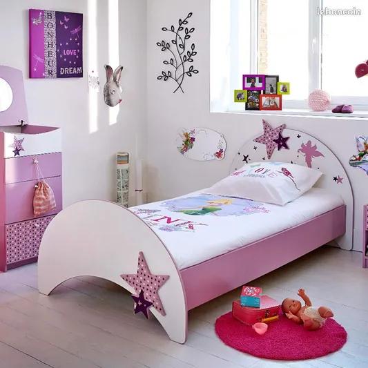 Chambre fille theme fee clochette, Enlèvement, Comme neuf, Matelas