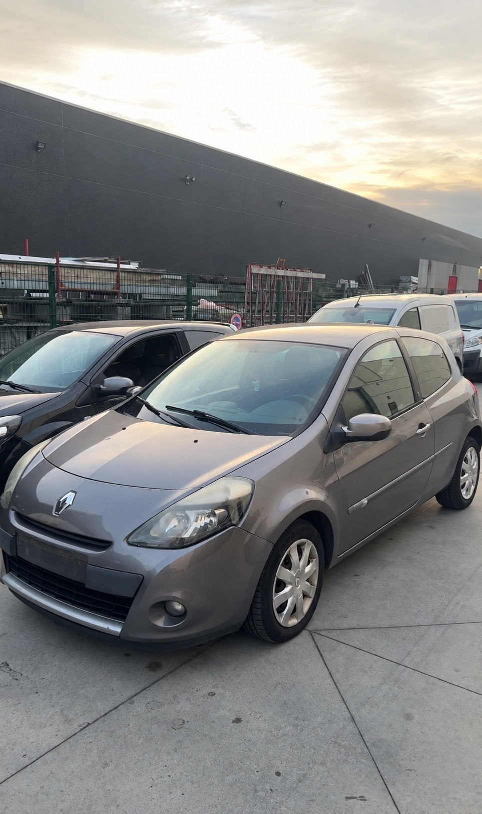 Clio 3 1.2 essence, Autos, Achat, Particulier, Essence, Clio