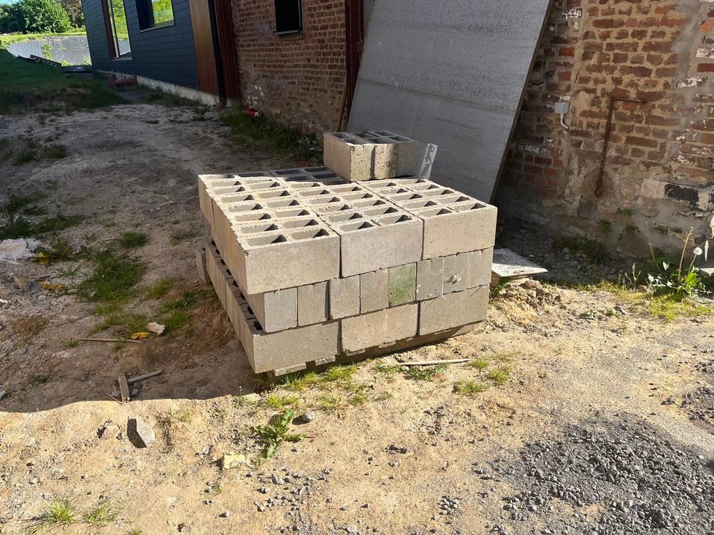 Blocs de béton creux 14 cm + quelques blocs 19 cm, Bricolage & Construction, Briques, Enlèvement, Comme neuf, Béton