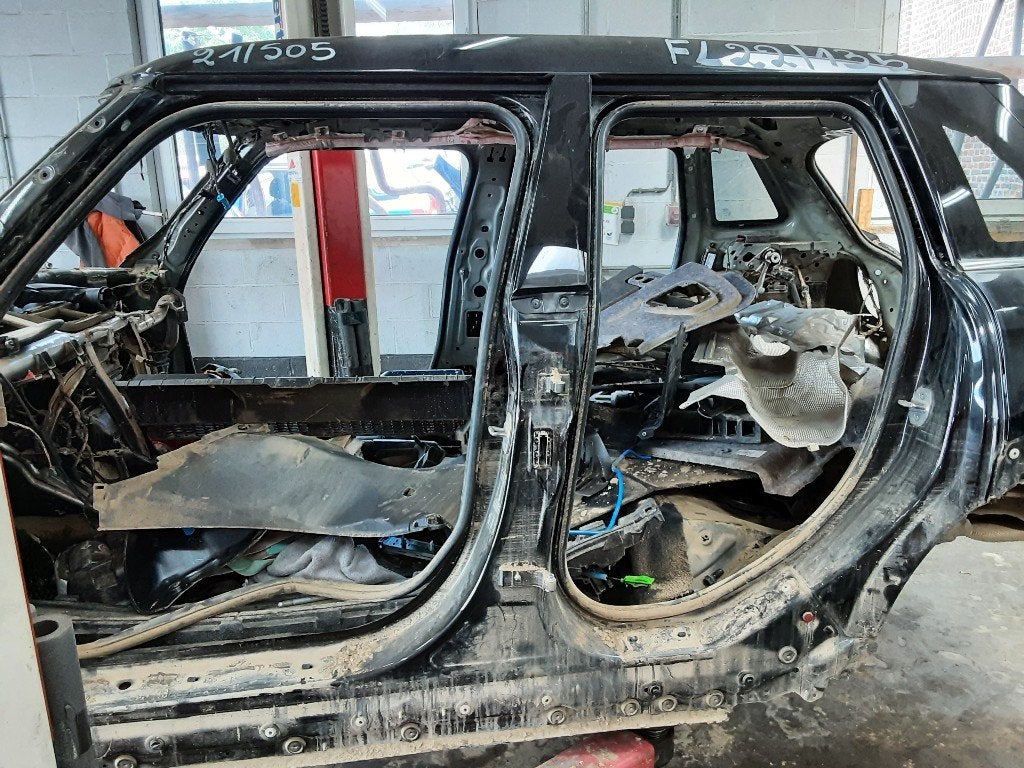 DIVERS MONTANT PORTE C G Mini Mini (F55) (01-2013/10-2017), Autos : Pièces & Accessoires, Petuelring 130
80809  München, DE, Mini