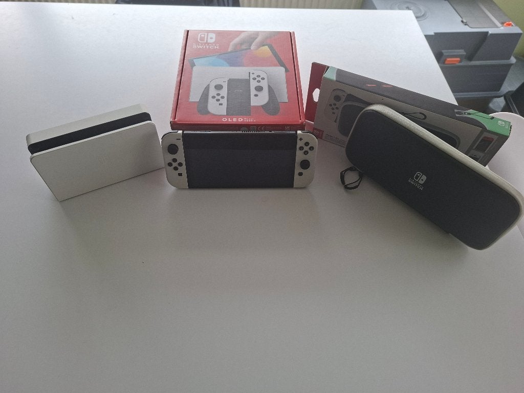 Nintendo OLED, Ophalen of Verzenden, Nieuw, Met 2 controllers, Switch OLED