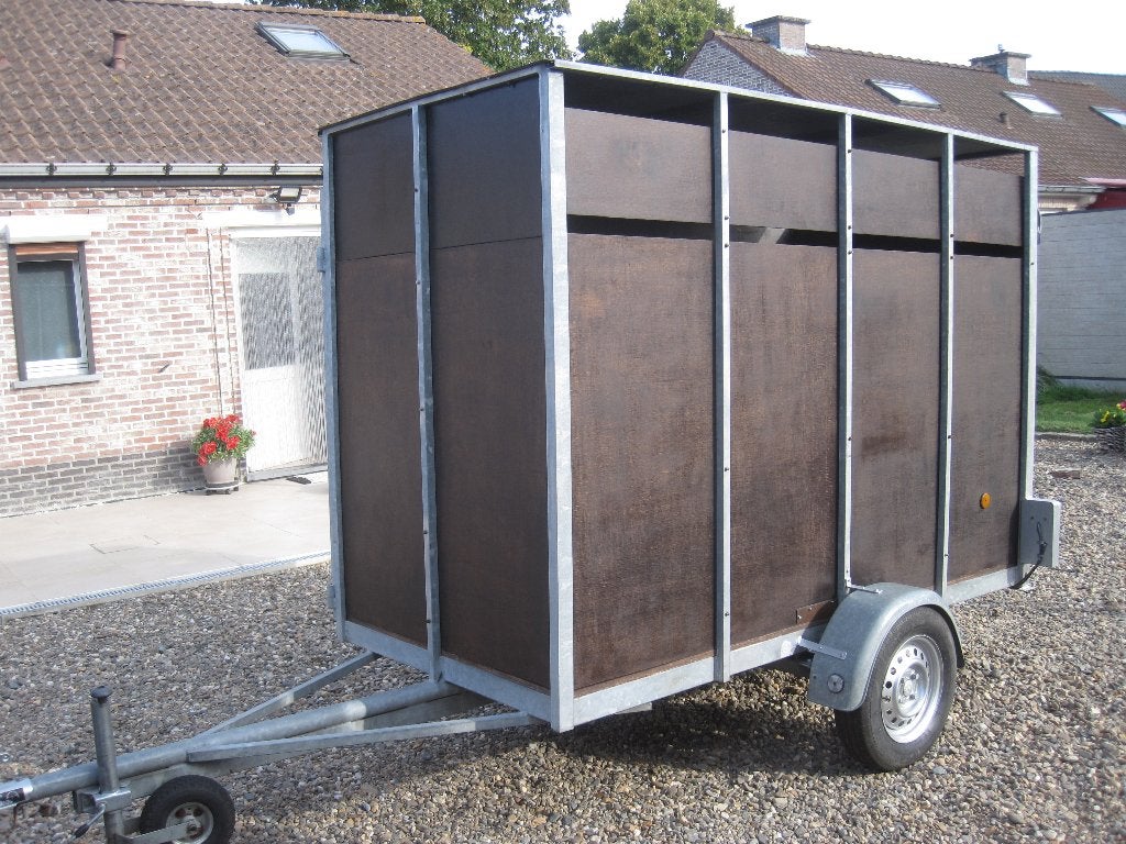 Aanhangwagen voor kleinvee, Ophalen, Gebruikt