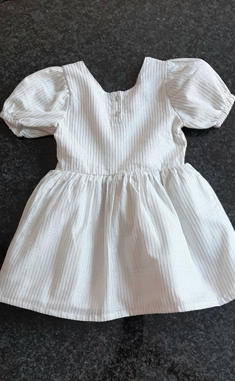 prachtkleedje met grote strik nieuw in maat 98 & 104, Enfants & Bébés, Vêtements enfant | Taille 98, Neuf, Robe ou Jupe, Enlèvement ou Envoi
