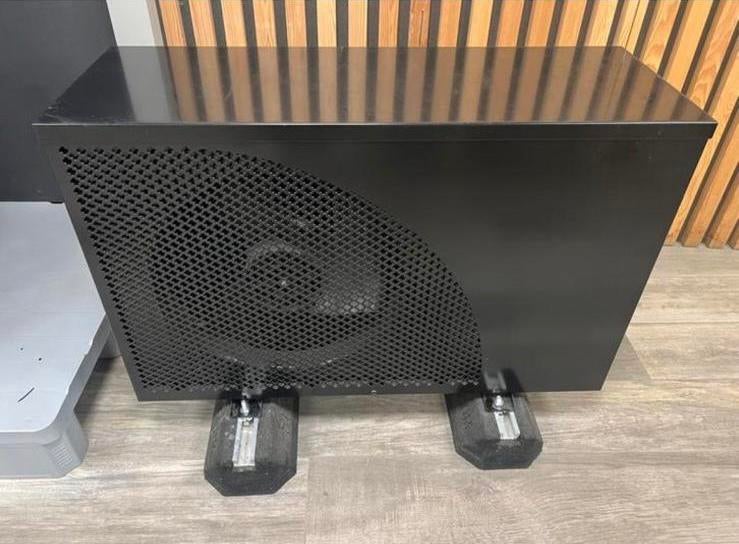 Inverter warmtepomp Blue Plus 7kW, Ophalen, Zo goed als nieuw