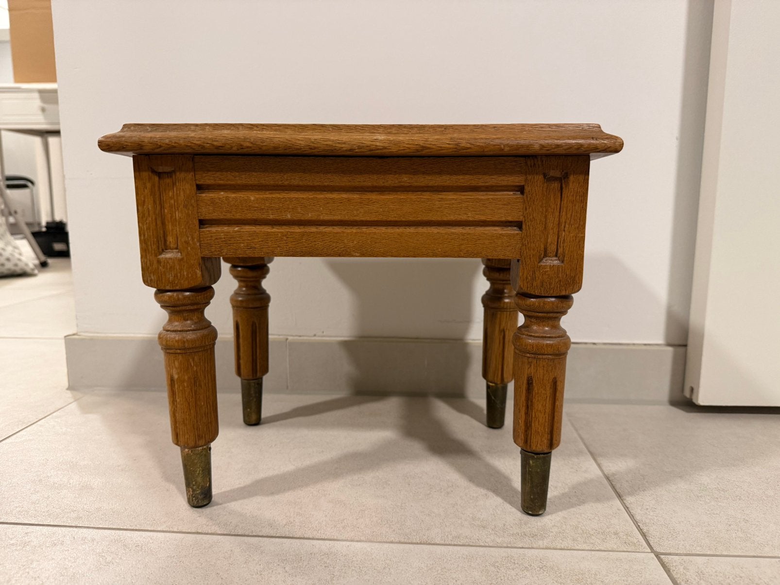 Vintage bijzettafeltje, Huis en Inrichting, Tafels | Bijzettafels, Ophalen, Minder dan 45 cm, Minder dan 55 cm, Gebruikt