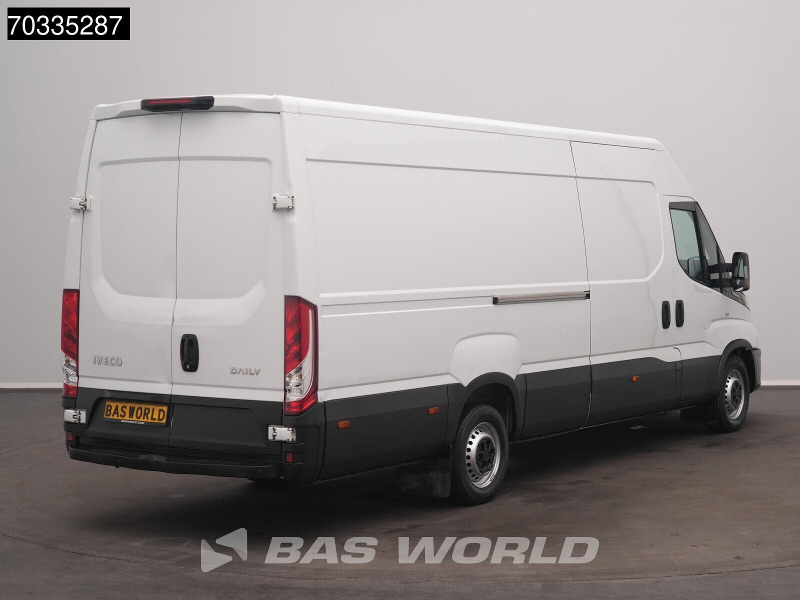 Iveco Daily 35S16 Automaat 160PK L3H2 AC/Climate Camera Park, Autos, Achat, Euro 6, Entreprise, Tissu