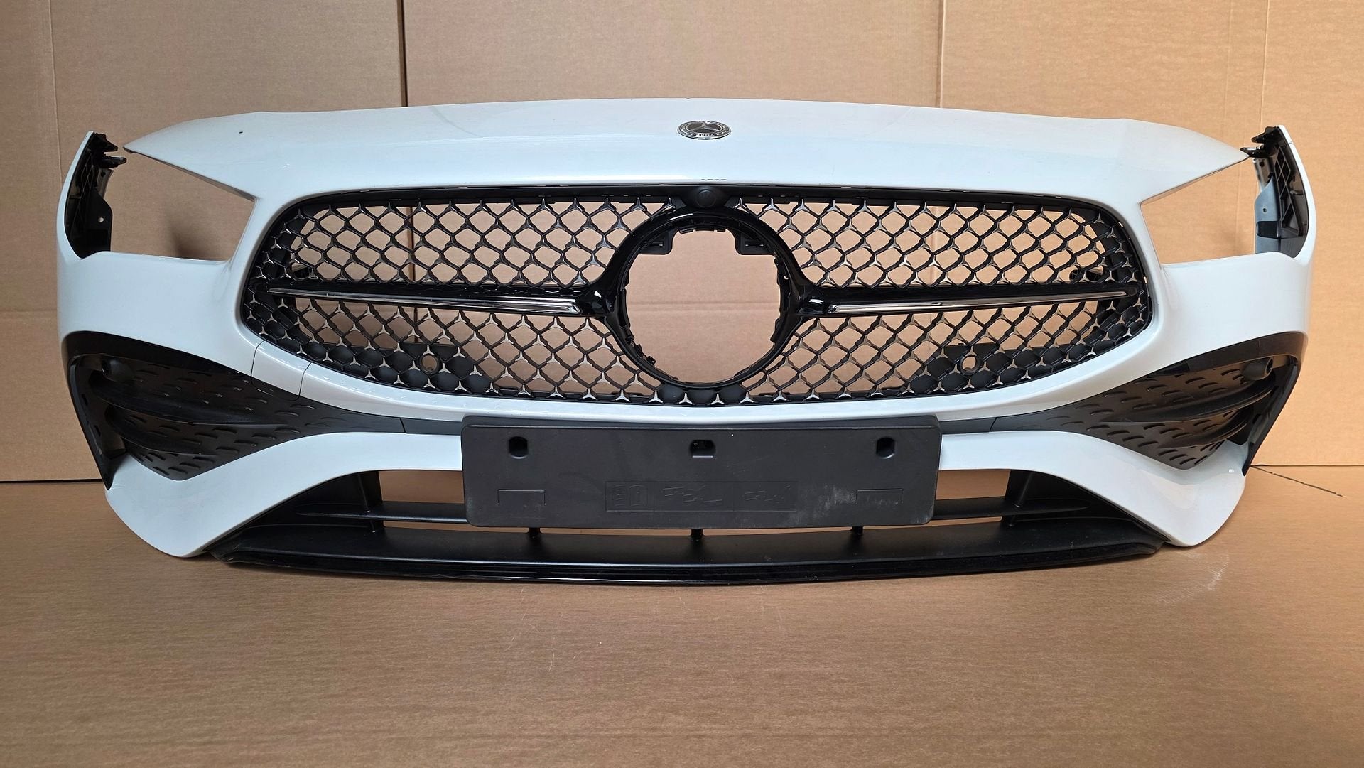 Voorbumper Mercedes Cla Klasse W118 Facelift AMG A1188856303, -, Origine de la pièce connue, Utilisé, -