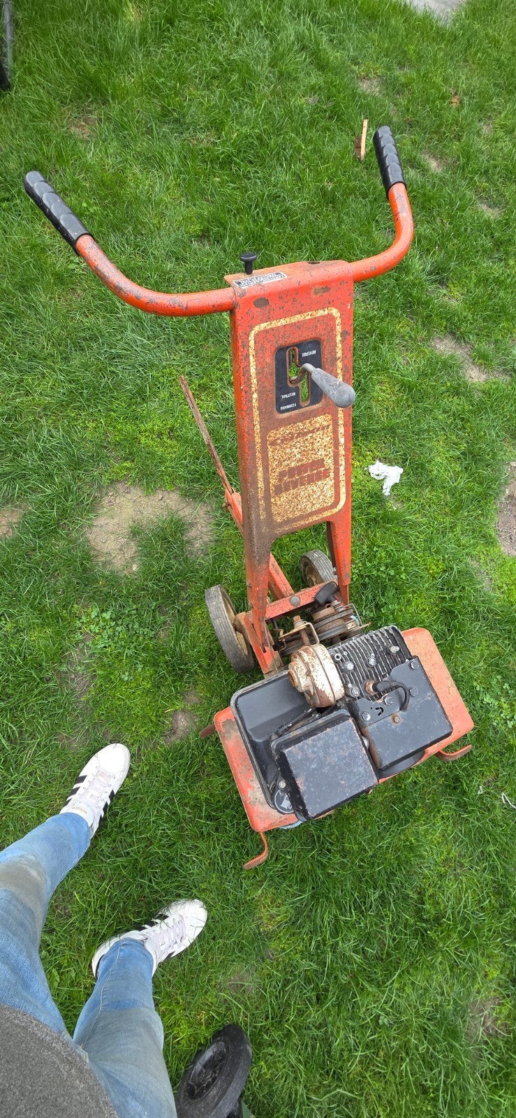 grondfrees te koop, Minder dan 60 liter, Ophalen, Gebruikt, Overige typen