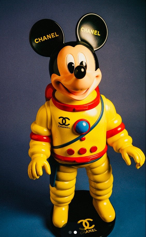 Mickey beeldje van hars 1 meter, Ophalen