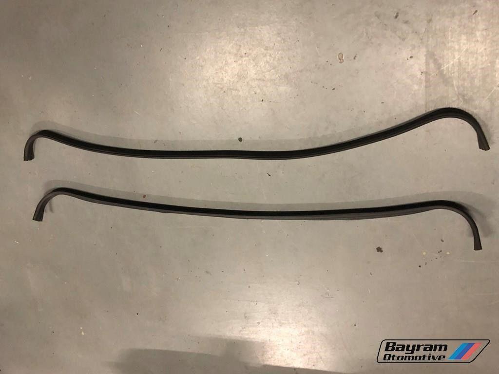 Bmw E30 motorkap rubber schutbord coupe cabrio sedan 3-serie, Gebruikt, -, -, Ophalen of Verzenden
