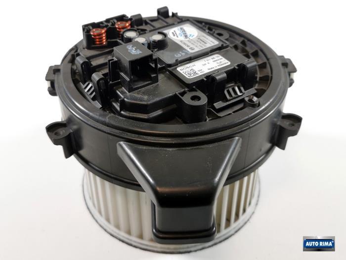 Moteur de ventilation chauffage d'un Volvo XC90, -, 3 mois de garantie, -, -