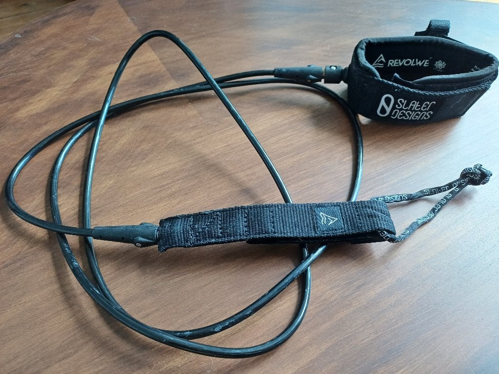Slater Designs Revolwe surf leash, Watersport en Boten, Golfsurfen, Ophalen, Zo goed als nieuw, Shortboard