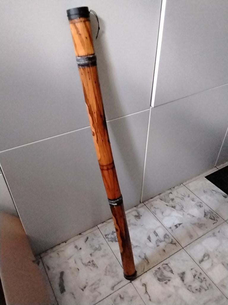 Baton de pluie, Musique & Instruments, Enlèvement