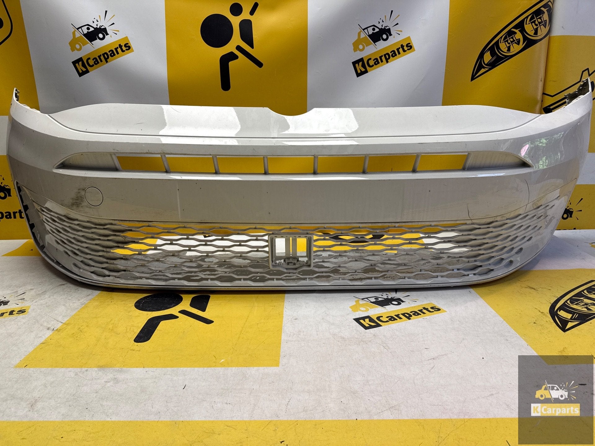 VOORBUMPER VW CADDY 2K7 BUMPER 2K7807221A Origineel, Info@fabrikant.eu, Bumper, Fabrikant BV, Gebruikt