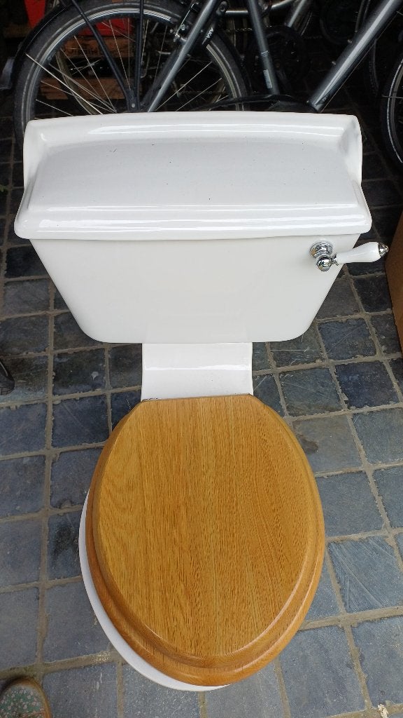 toilet landelijke stijl gratis, Ophalen, Gebruikt, Steen, Toilet