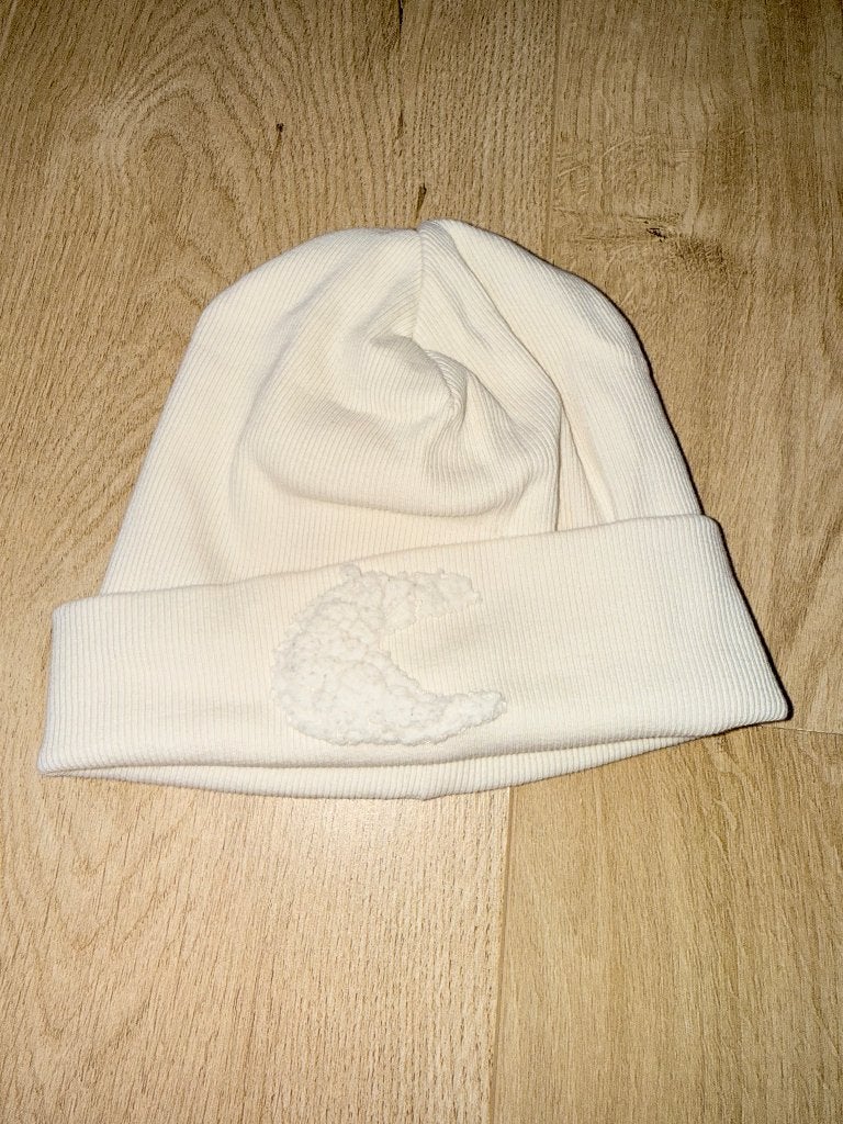Bonnet Maybe Mint beige avec motif lune, Enlèvement ou Envoi, Neuf, MAYBE mint