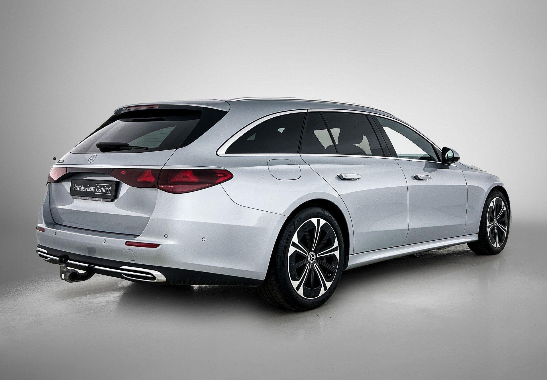 Mercedes-Benz E-Klasse 300 e Break Luxury Line | Trekhaak |, Auto's, Automaat, Dealer onderhouden, Gebruikt, Zwart