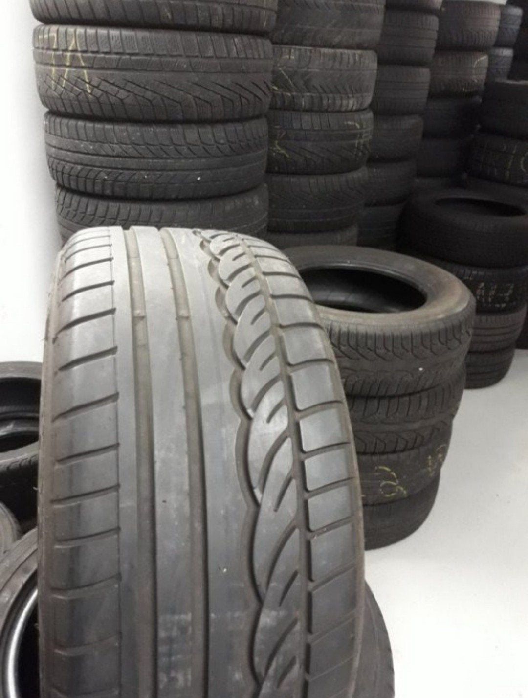 22550r16 225 50 r16 225/50/16 goodryer avec montage
