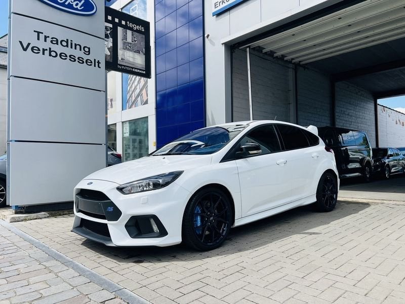 Ford Focus 2.3 Ecoboost / RS / Performance Pack / Recaro, Focus, Gebruikt, Zwart, 257 kW
