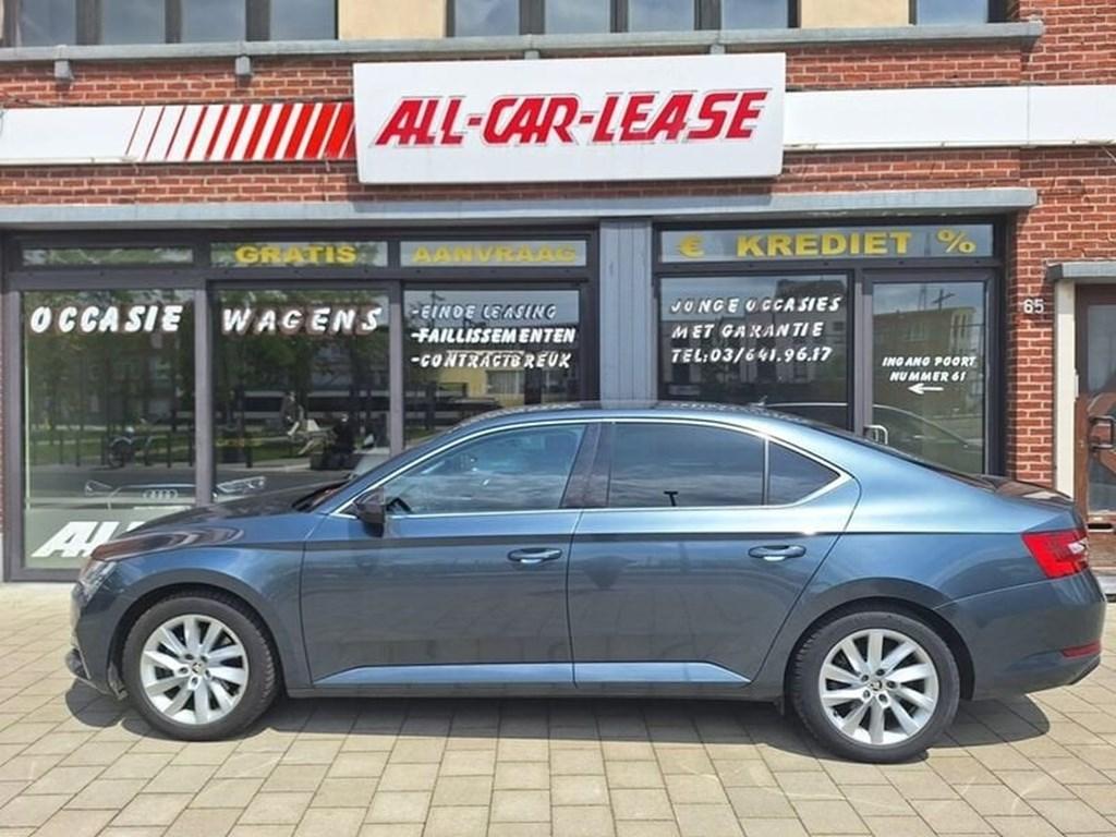 Skoda Superb 1.4 TSI ACT Style DSG + PACK CORPORATE PLUS -, Auto's, Skoda, Superb, ABS, Adaptieve lichten, Airbags, Airconditioning