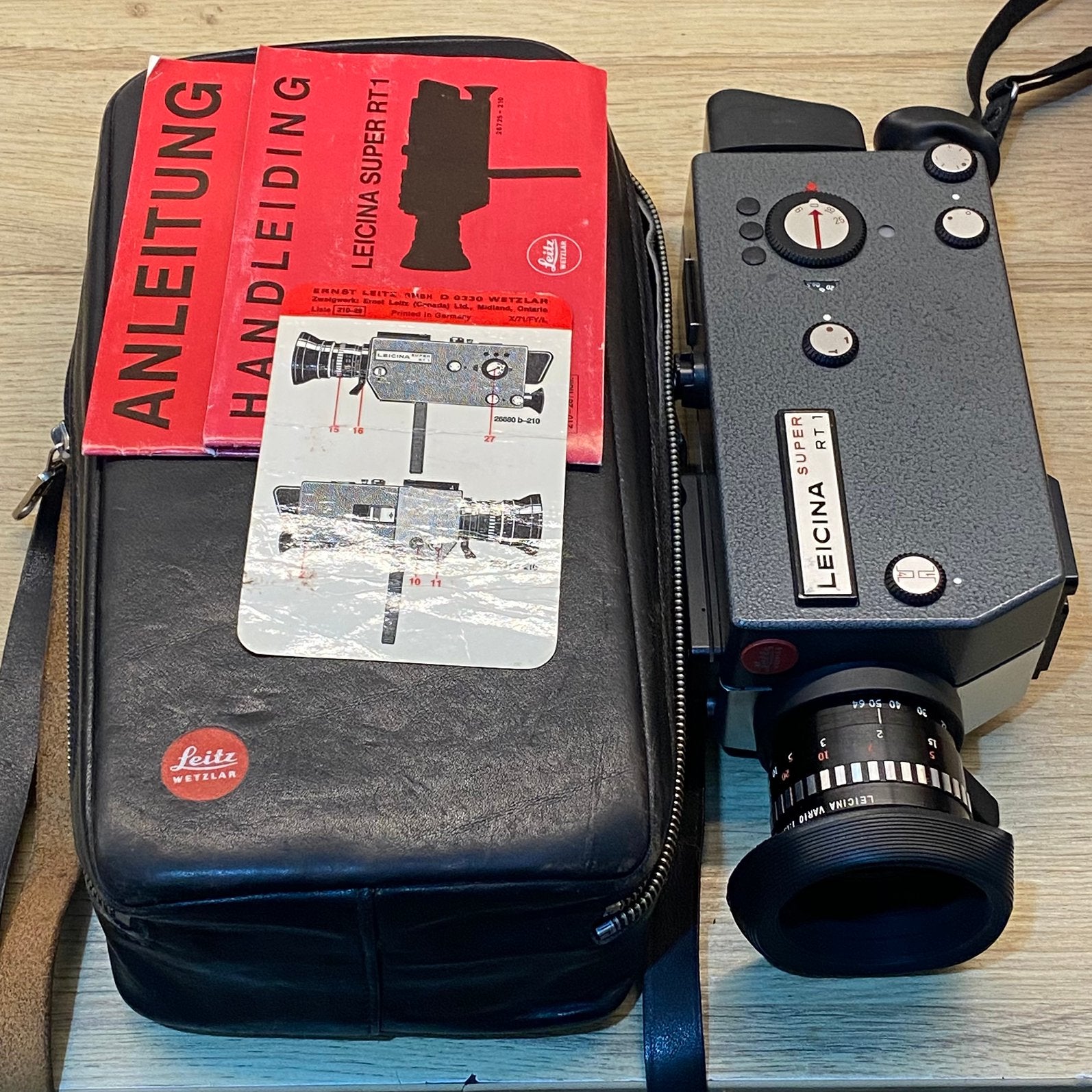 Leicina Super RT 1, Leitz Leica, Super 8 *parfait état, Enlèvement ou Envoi, 8 mm, Caméra