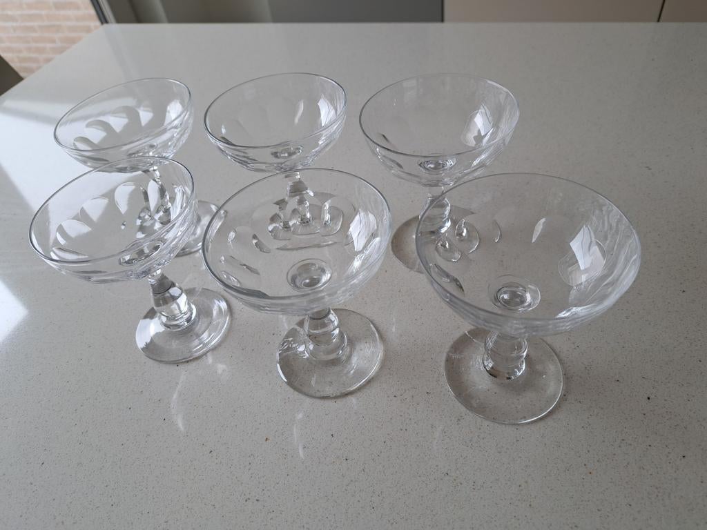Oude kristallen champagne glazen., Ophalen