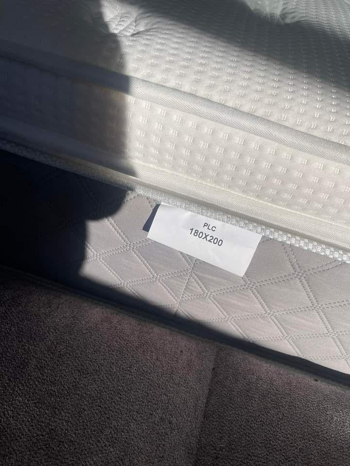 Surmatelas 180/200 utilisé 1mois, Maison & Meubles