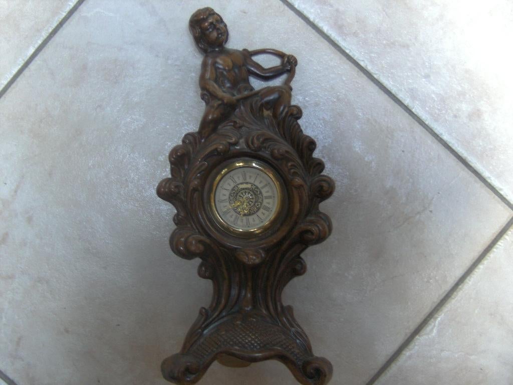 horloge vintage, Enlèvement