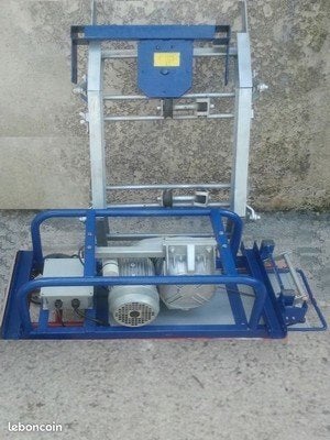 Monte charge  + accessoires, Bricolage & Construction, Monte-charges, Utilisé, Enlèvement