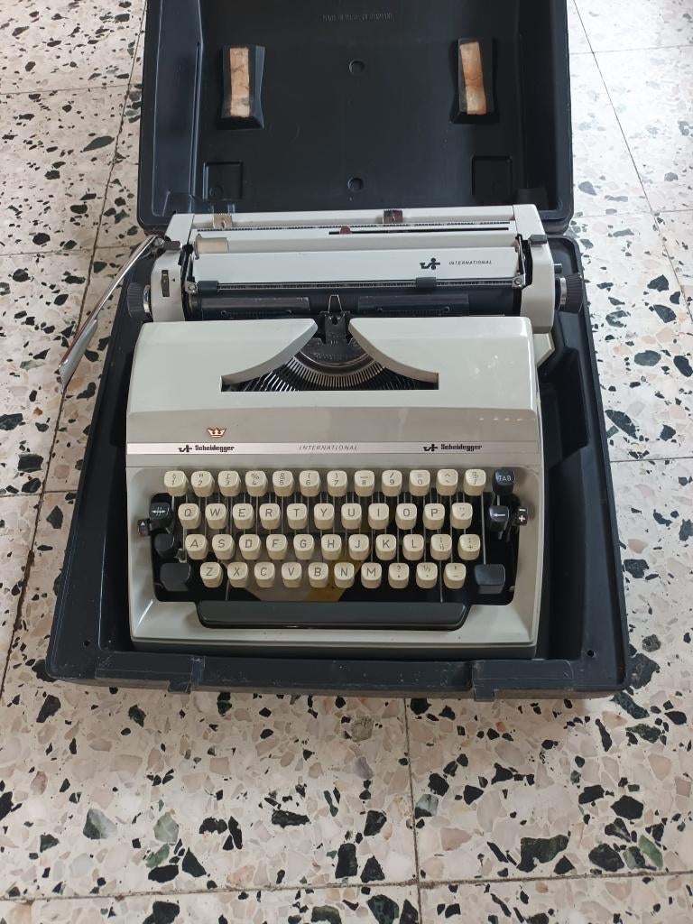 Oude typ machine, Diversen, Typemachines, Ophalen, Gebruikt