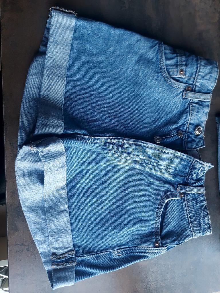 Jeansshort mt32, Ophalen of Verzenden