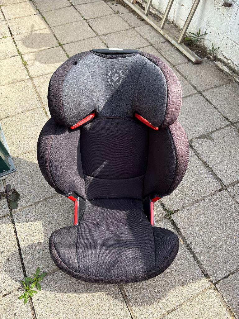 Siège pour enfant COSY, Enfants & Bébés, Sièges auto, Comme neuf, Enlèvement, Ceinture de sécurité ou Isofix, 0 à 10 kg