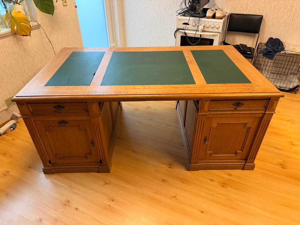 Bureau double ministre ancien en chêne massif, Enlèvement, Utilisé