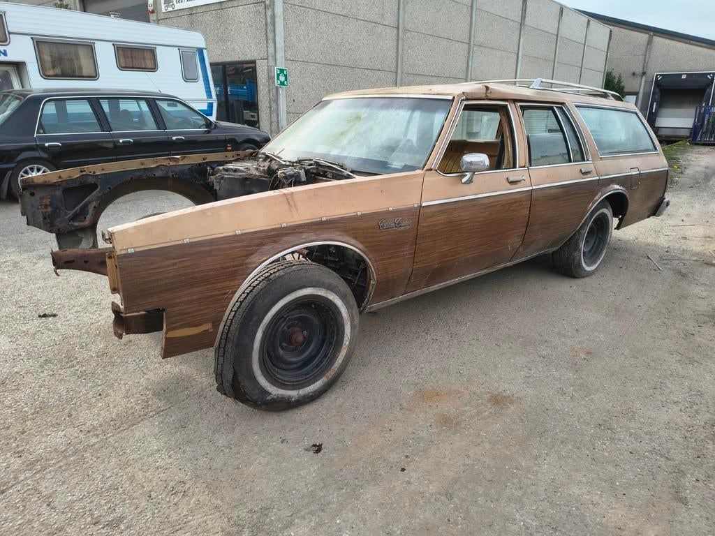 Chevrolet Caprice Oldsmobile Custom Cruiser te koop in onder, Auto-onderdelen, Gebruikt, Deur, ., GM Chevrolet Oldsmobile