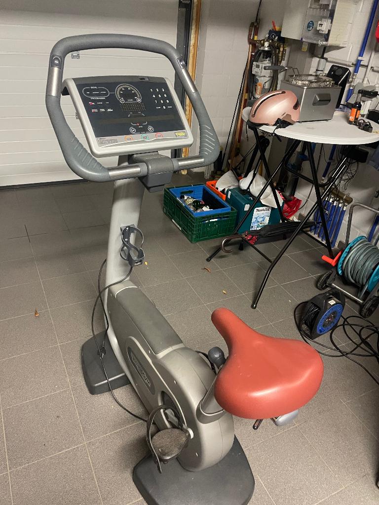 Hometrainer technogym, Enlèvement, Comme neuf