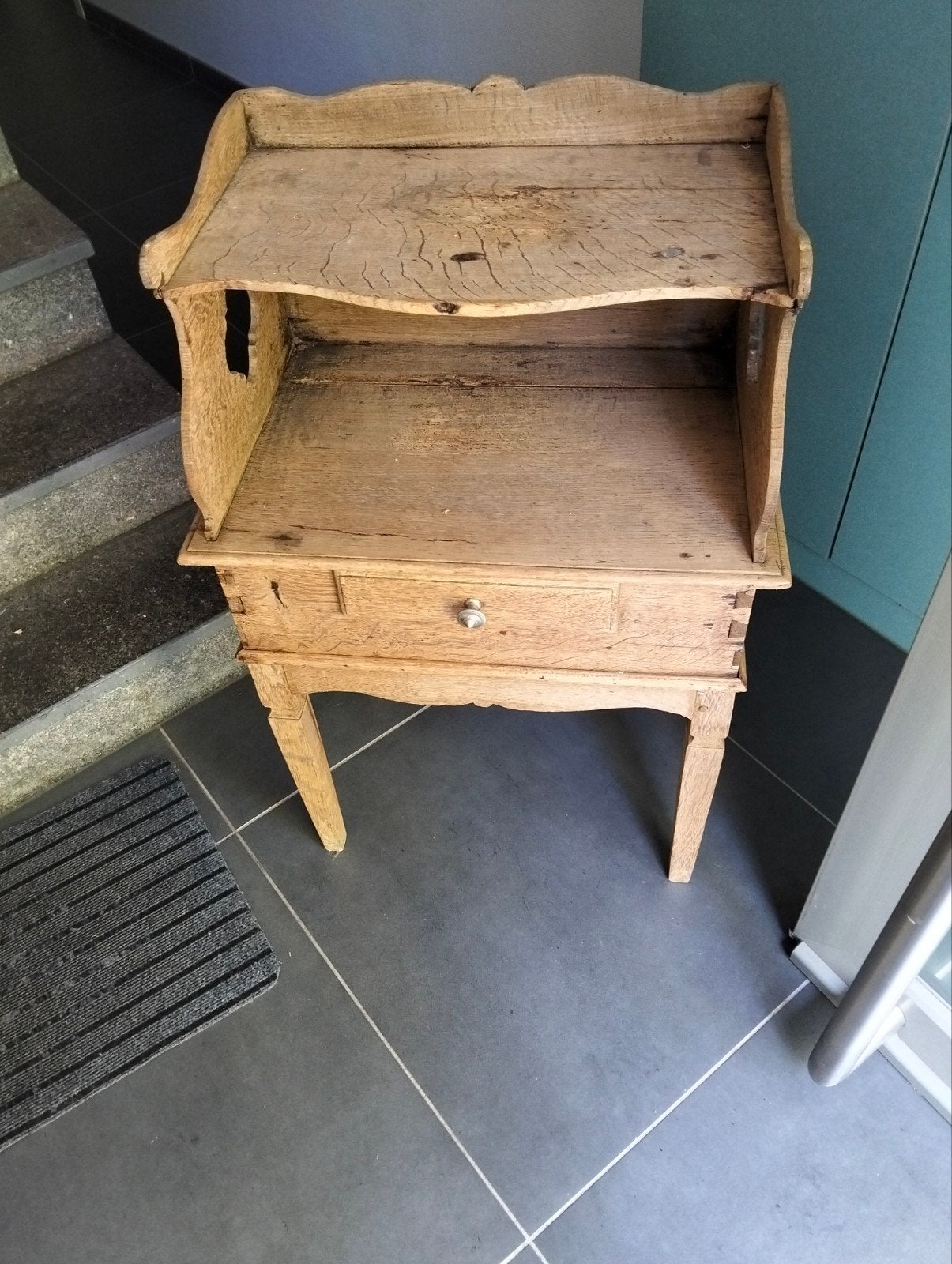 Armoire ancienne en chêne avec tiroir, Enlèvement