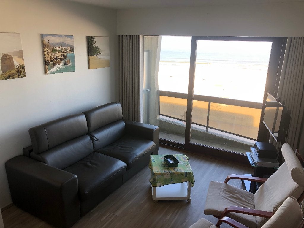 Studio te huur in Blankenberge met zicht op zee en de pier., Vakantie, 4 personen, Eigenaar, Huisdier toegestaan, Aan zee