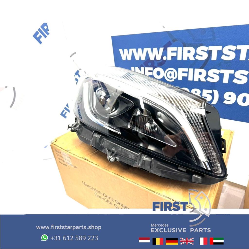 W176 FACELIFT LED KOPLAMP RECHTS A45 AMG Mercedes A Klasse H, Utilisé, -, -, Enlèvement ou Envoi