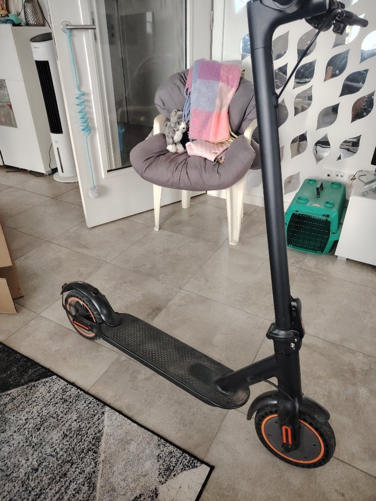 Elektrische step, Fietsen en Brommers, Steps, Ophalen, Zo goed als nieuw, Elektrische step (E-scooter), Kco scooter