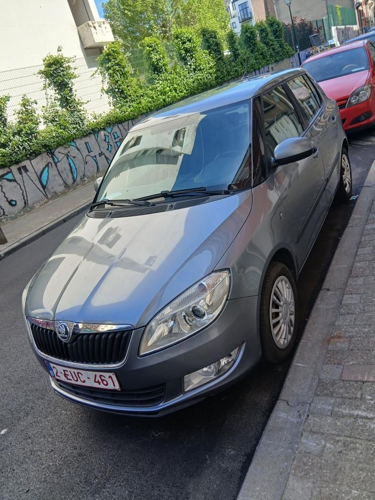 Skoda fabia année 2013 euro5  première main bon état avec CT, Auto's, Bedrijf, Benzine, Te koop, Fabia