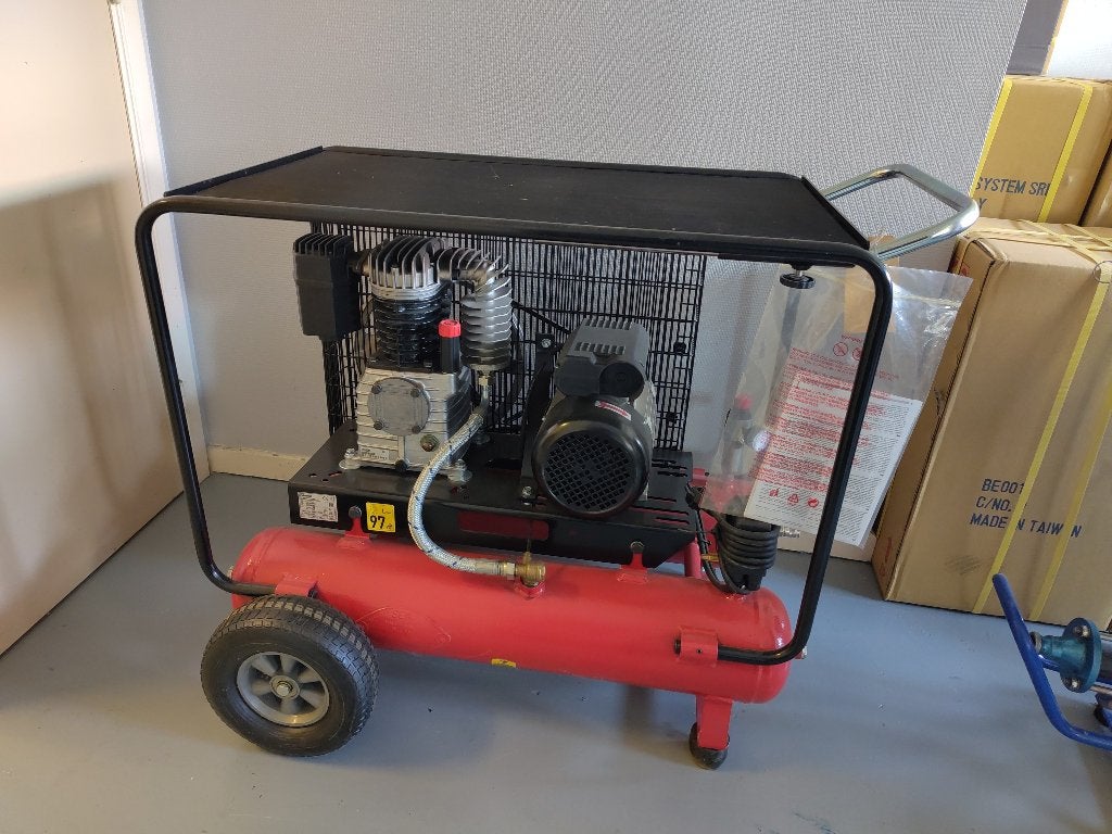 compresseur professionnel NEUF Shamal K17 Twin Tank, Neuf, Enlèvement, 6 à 10 bars, 200 à 400 litres/min