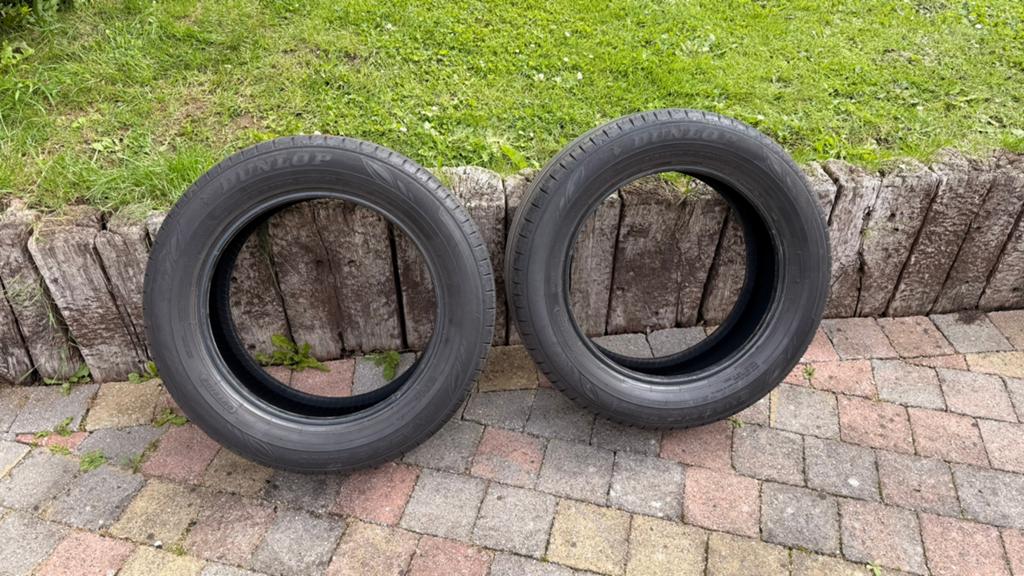 Pneus a vendre, Autos : Pièces & Accessoires, Pneus & Jantes, 215 mm, Véhicule de tourisme, Pneus été, Enlèvement