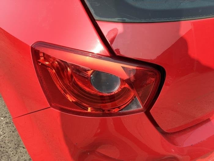 Feu arrière gauche d'un Seat Ibiza, -, 3 mois de garantie, Utilisé, -