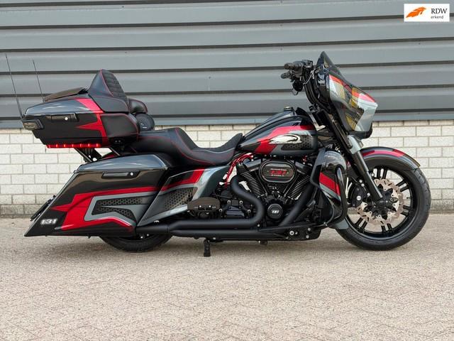Harley Davidson FLHTK ULTRA LIMITED 131 PERFORMANCE BAGGER, Motos, Permis Moto A, Tourisme, Occasion, Plus de 35 kW