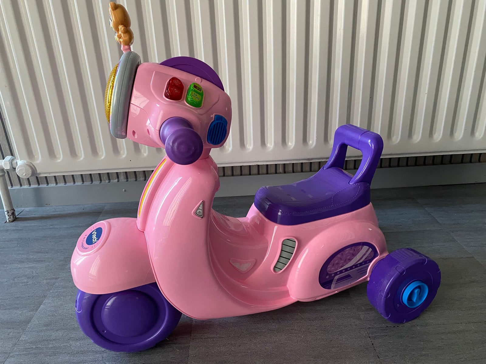 VTech 2-in-1 Loopscooter Roze, Kinderen en Baby's, Speelgoed | Buiten | Voertuigen en Loopfietsen, Ophalen of Verzenden, Zo goed als nieuw