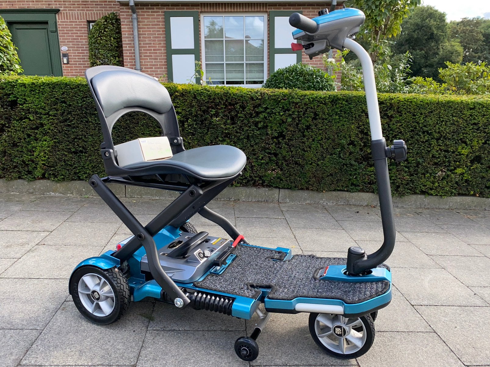 Voiturette électrique pliable HEARTWAY Brio Scootmobiel PMR, Divers, Enlèvement ou Envoi, Pliant, Comme neuf, Fauteuil roulant électrique